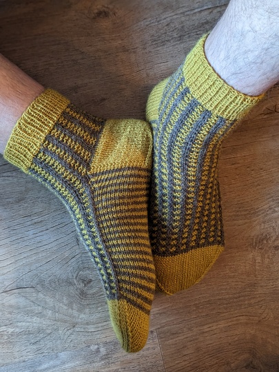 Strickanleitung Cornstripesocks