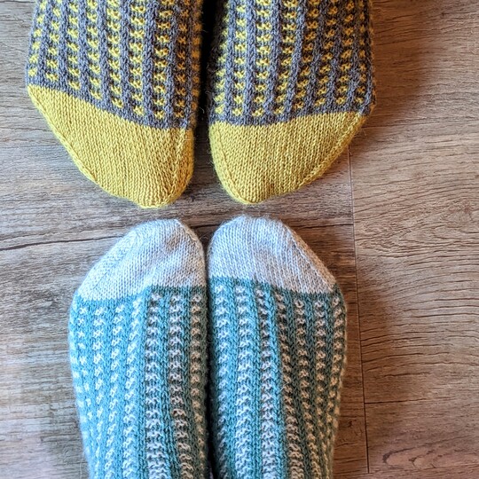 Strickanleitung Cornstripesocks