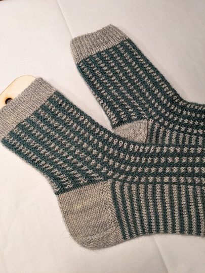 Strickanleitung Cornstripesocks