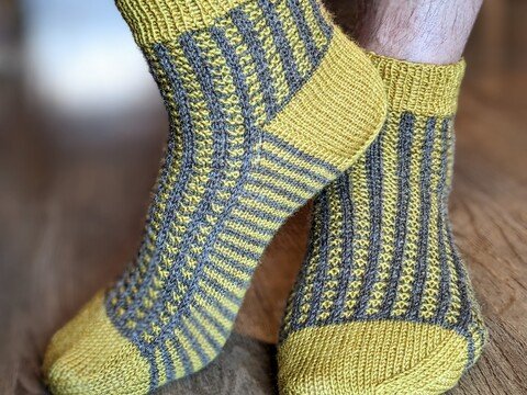 Strickanleitung Cornstripesocks