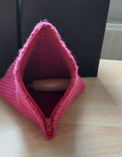 Pyramiden-Stiftetasche