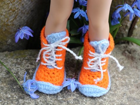 Häkelanleitung für Puppenstiefel