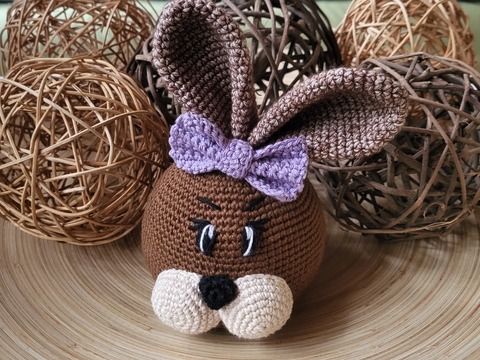 Sprachgesteuerte KI umhäkeln "Hase"