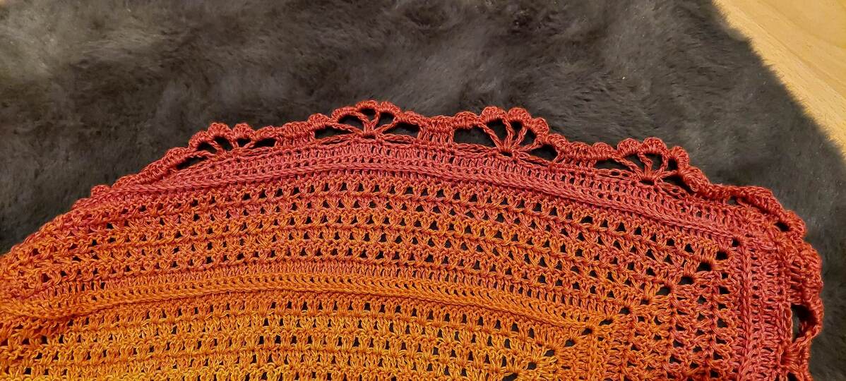 Zitronette - Häkelanleitung für ein stilvolles Dreiecktuch