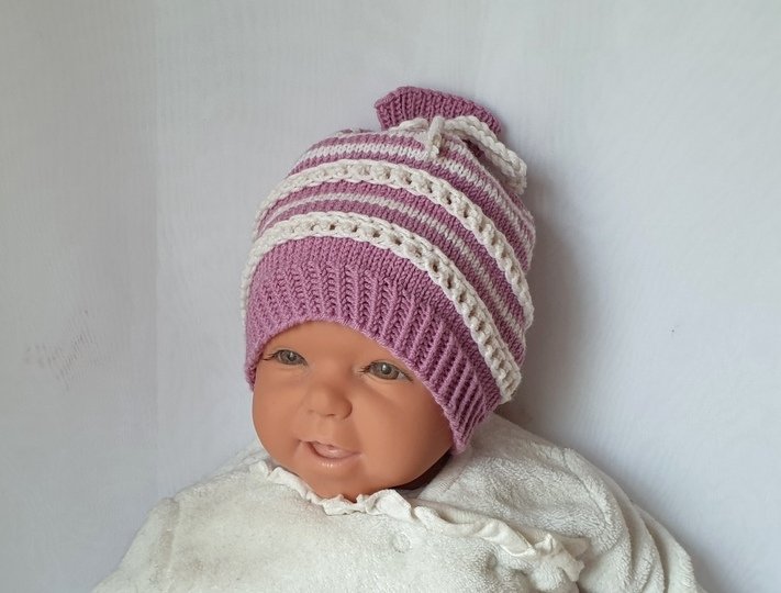Strickanleitung Baby-Mütze mit Lochmuster, ca. 0 - 6 Monate   #315