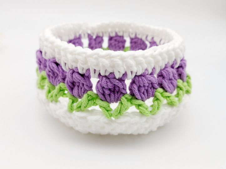 Körbchen mit Tulpenmuster