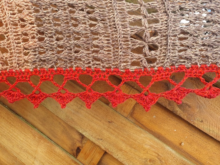 Häkelanleitung Spring Romance: Symmetrisches und asymmetrisches Häkeltuch