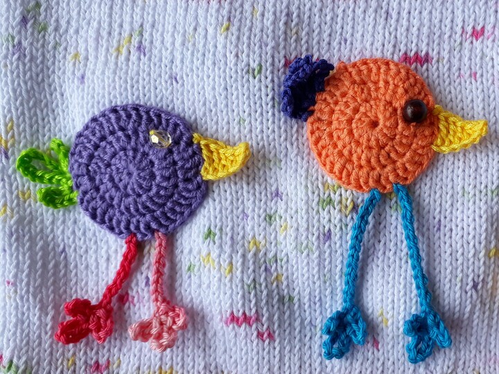 Strickanleitung Kinderpulli "Piepmatz"