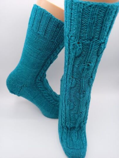 Sockenanleitung "Blättergirlande" für alle Maschenzahlen ab Größe 32