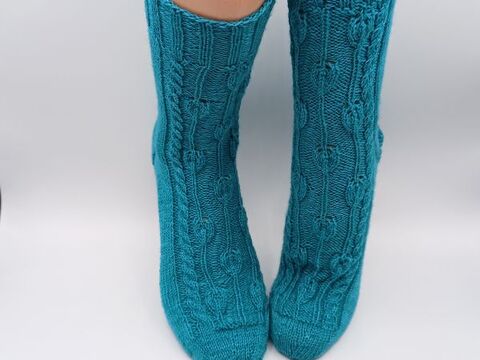 Sockenanleitung "Blättergirlande" für alle Maschenzahlen ab Größe 32