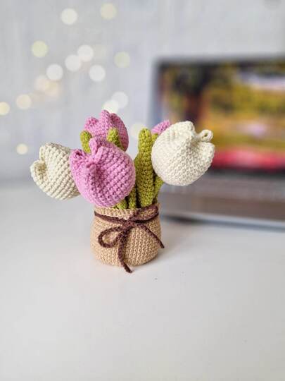 Crochet flower bouquet for Mother`s Day