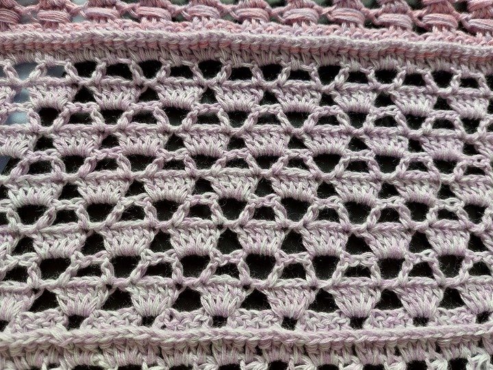 Triangular scarf „Tandrielle BE“ – Crochet Pattern