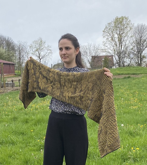 Stola Blütenranken Schattenstricken