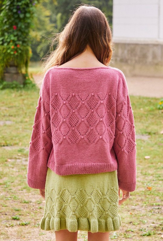 Pulli und Rock mit Noppen-Lochmuster in Grün und Rosa - Bild 4