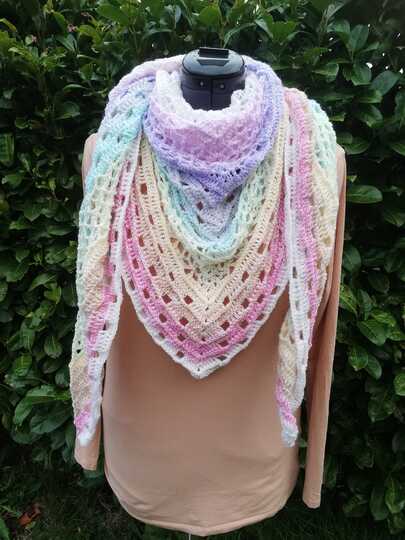 Häkelanleitung - Tuch "Qirdonna"