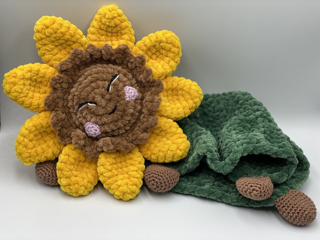Crochet Pattern - Comforter / Lovey Sunflower