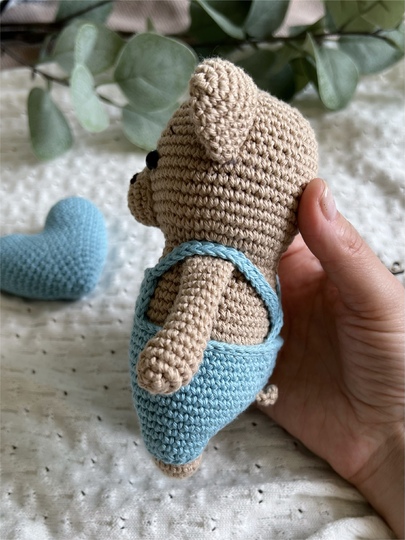 Häkelanleitung Herzbär Hugo