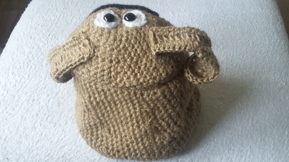 Häkelanleitung Korb mit Hundekopf