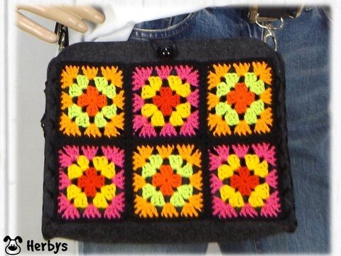 Häkelanleitung Umhängetasche "Granny Square"