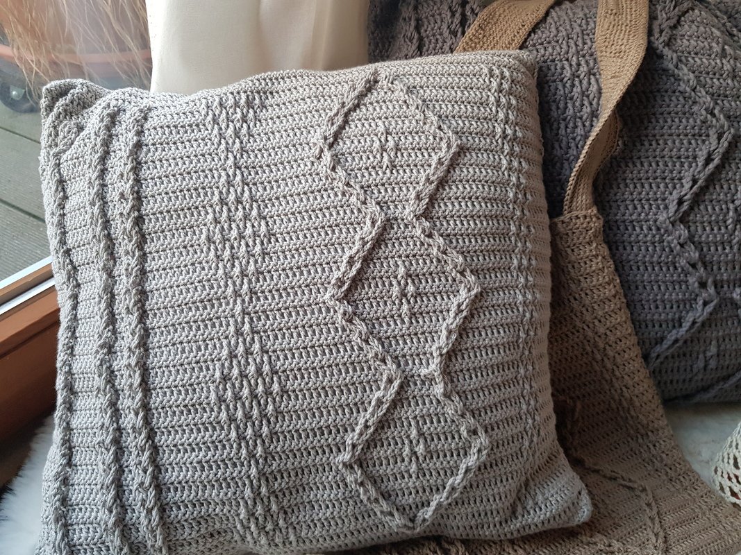 Häkelanleitung Kissen 40x40 Tezzy 03 Einzeldatei