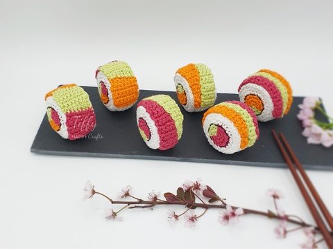 Rainbow Sushi – Häkelanleitung für Kinderküche & Kaufladen