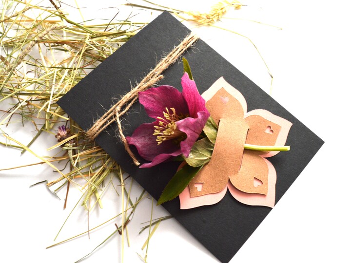 Plotterdatei Blume Blüte zum Befüllen