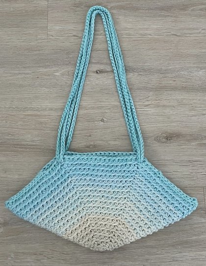 1-Bobbel-Muschel-Häkeltasche "Strandverliebt"