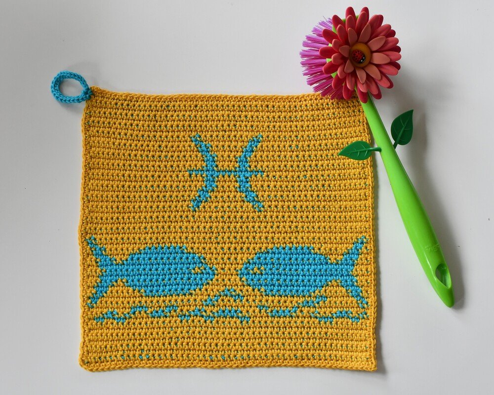 Sternzeichen Tuch / Topflappen "Fische" - Häkelanleitung