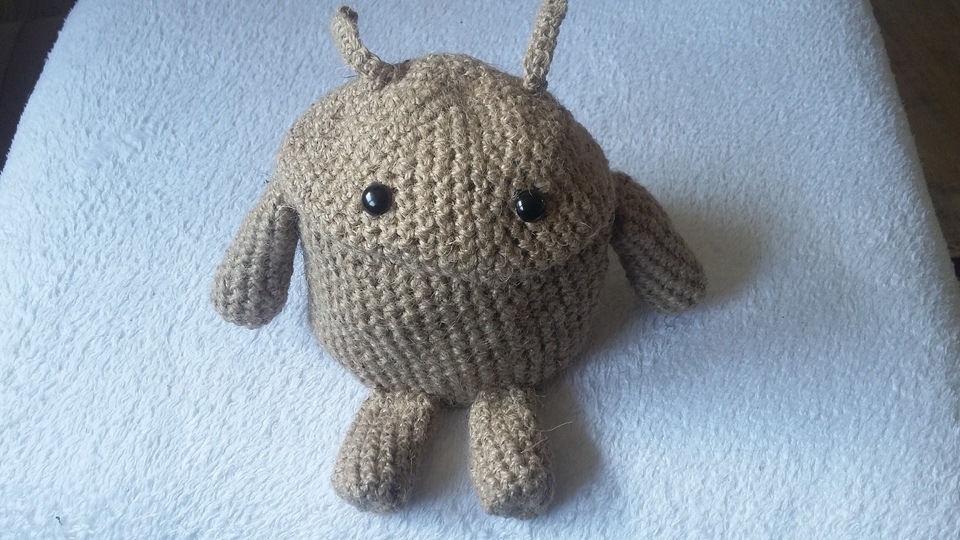 Häkelanleitung Korb mit Androidenkopf