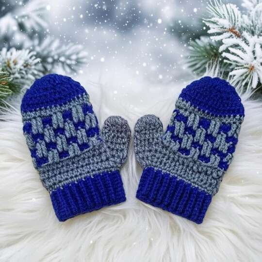 Crochet Women’s Mitten Pattern – PDF