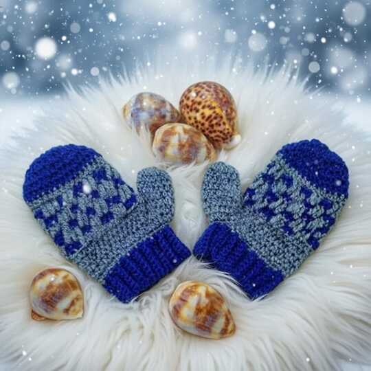 Crochet Women’s Mitten Pattern – PDF