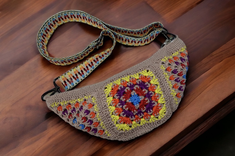 Pfau - Crossbag | Umhängetasche | Gürteltasche - Häkelanleitung