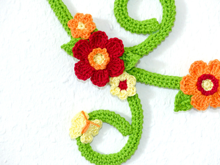 Häkelanleitung Ornament mit Blumen