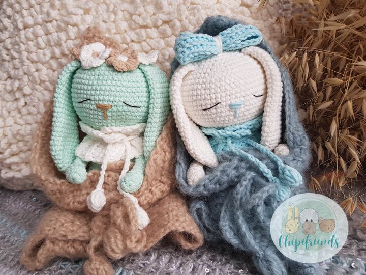 Crochet Pattern, Amigurumi Bunnies with blanket