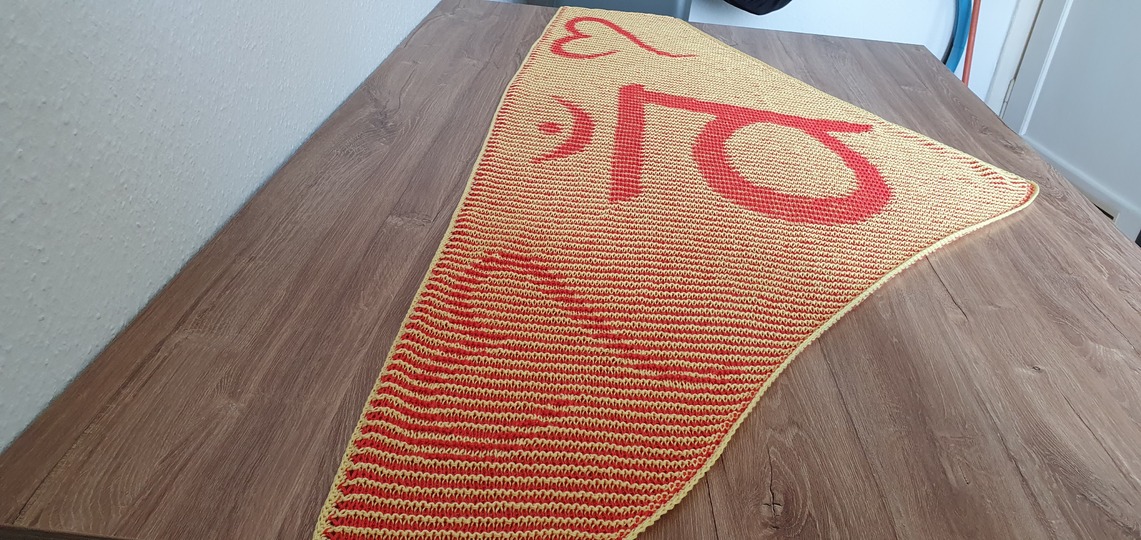 Sacral Chakra, Shadow Knitting, Illusion Knitting, Motif Shawl