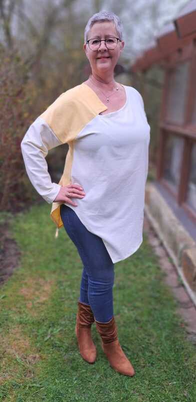 Ayana Curvy Asymmetrical Blouse in sizes 32 - 54. - Image 2