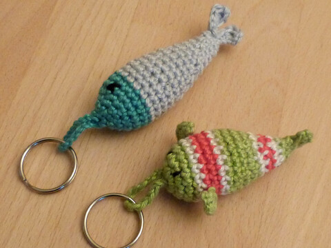 Häkelanleitung für Schlüsselanhänger Fische, 2 Modelle