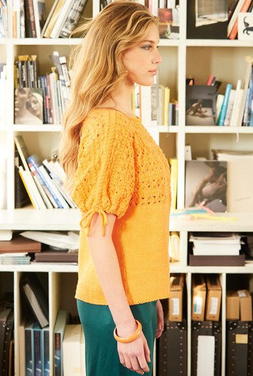 Pulli mit 3/4-Ärmeln und passender Tasche im Blumenmuster