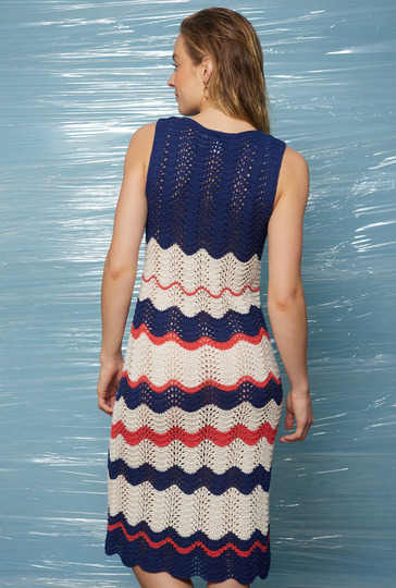 Ärmelloses Kleid mit Pfauenmuster