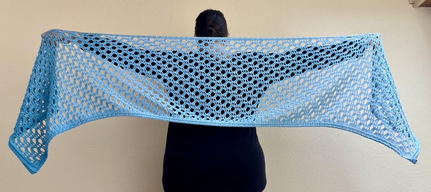 Thyrah - luftige, sommerliche Stola oder asymmetrisches Tuch - Bild 6