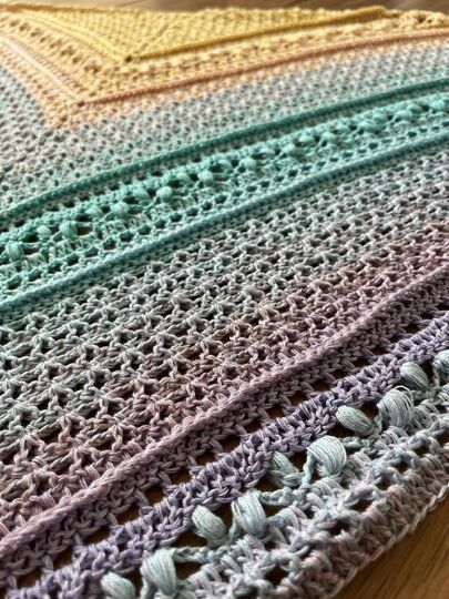 Häkelanleitung - Tuch "Dyri"