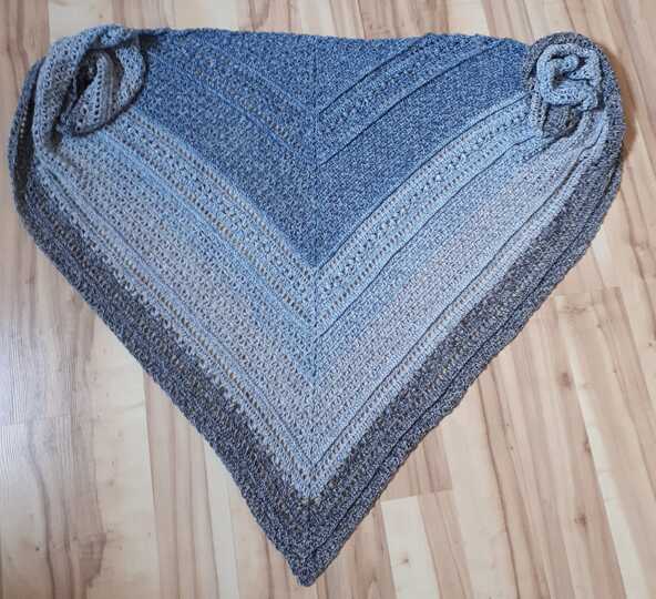 Häkelanleitung - Tuch "Dyri"