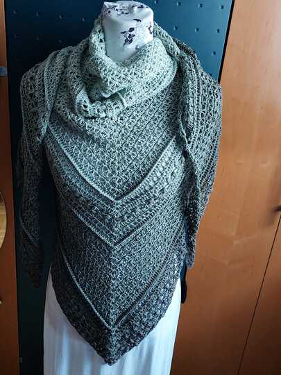 Häkelanleitung - Tuch "Dyri"