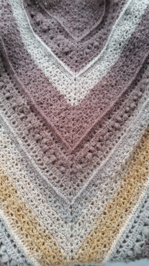 Häkelanleitung - Tuch "Dyri"