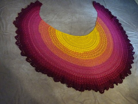 Halbrundes Tuch "Pura Vida"