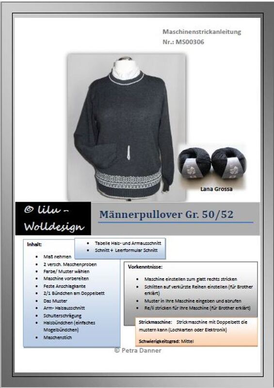 Dunkelgrauer, maschinengestrickter Herrenpullover mit gemustertem Bund und hellem Kragenrand auf einer Schneiderpuppe, daneben zwei Knäuel Wolle.