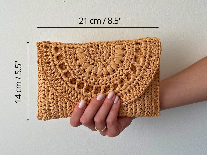 Сrochet clutch bag pattern, straw summer purse beach raffia minimalist bag6