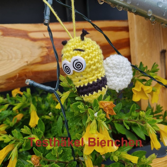 Kleine Bienchen häkeln - Häkelanleitung PDF