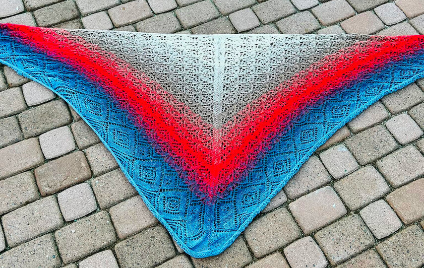 Anleitung Lace-Dreiechstuch "Blütenschauer"