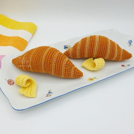 Croissants in 2 Varianten inkl. Butterstück für Kinderküche & Kaufladen